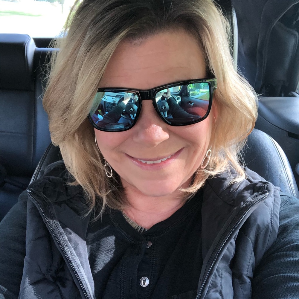 Meet your Posher, Marianne